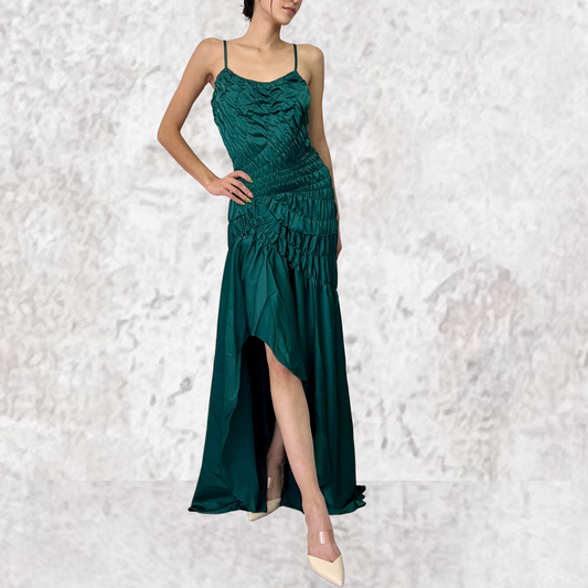 Vestido largo verde jade asimétrico