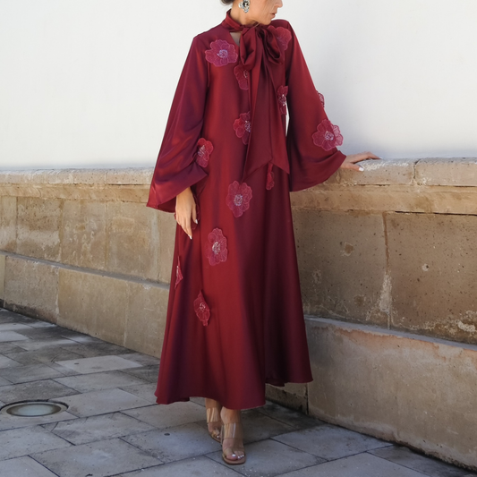 Vestido color vino flores resaltadas