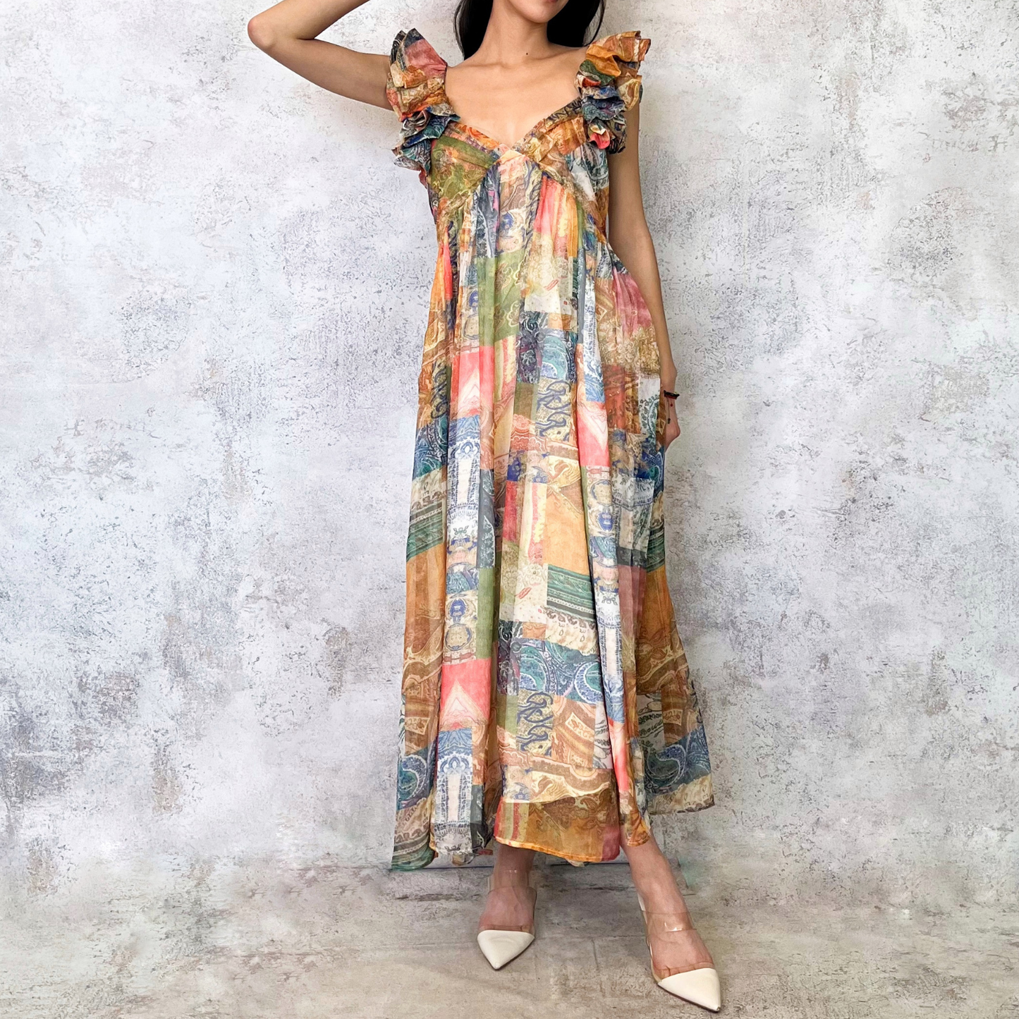 Vestido midi con estampado amarillo