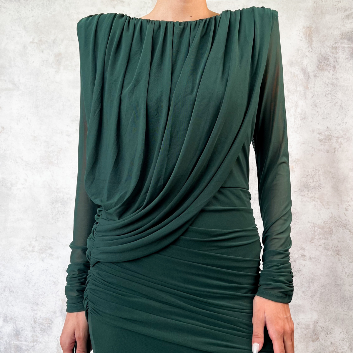 Vestido largo drapeado color verde