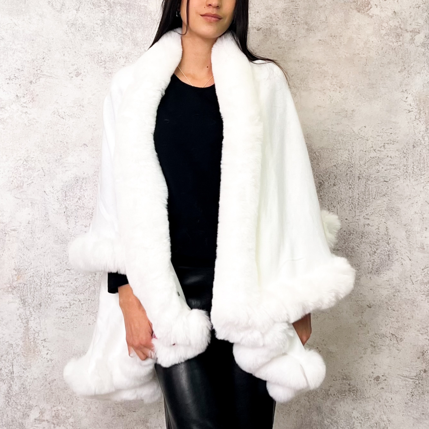 Capa blanca piel sintética doble