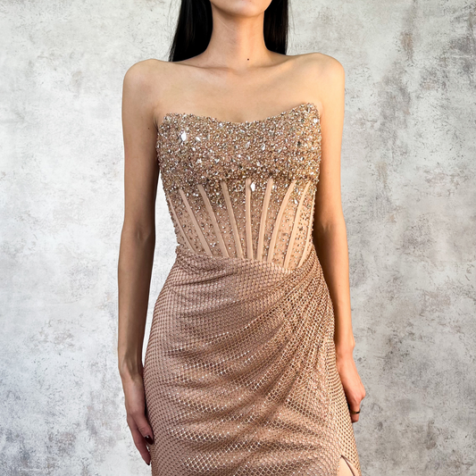 Vestido largo bordado champagne