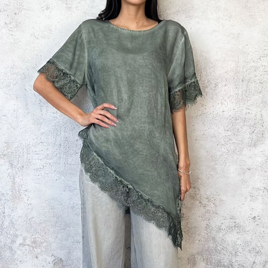 Blusa corta asimetrica verde militar