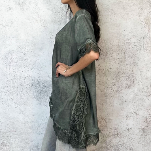 Blusa corta asimetrica verde militar