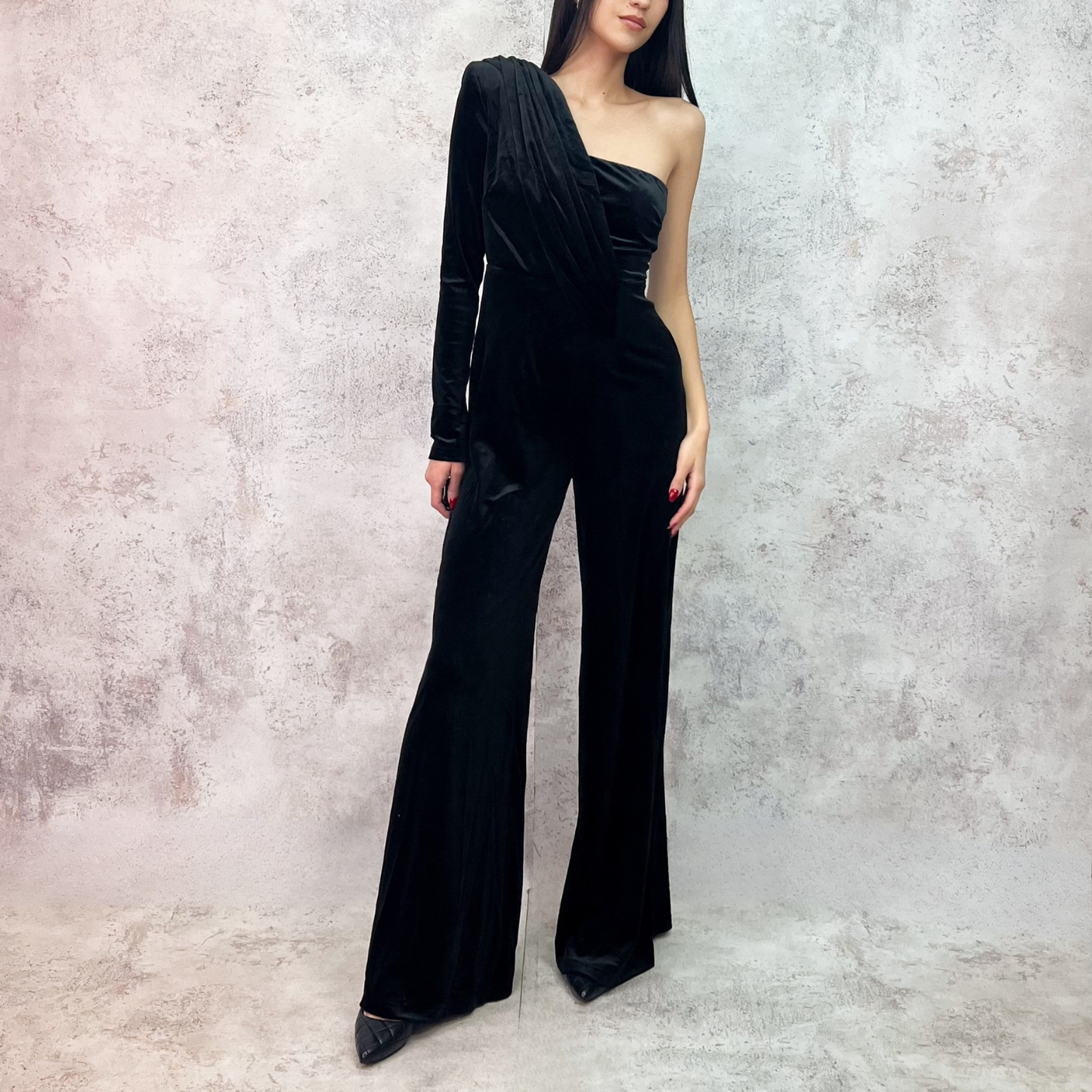 Jumpsuit de terciopelo negro