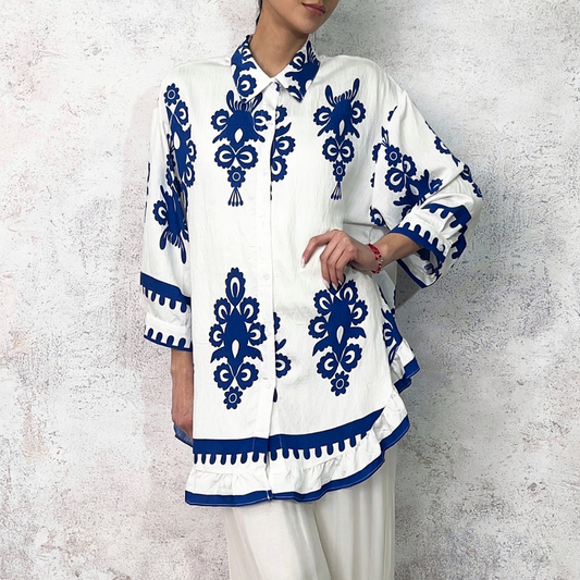 Camisa manga corta de figuras azul rey