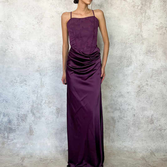 Vestido largo de corset purpura