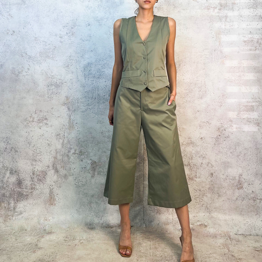 Conjunto pantalon capri verde