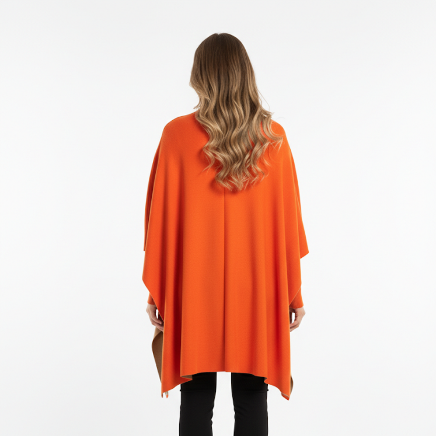 Capa naranja oversize