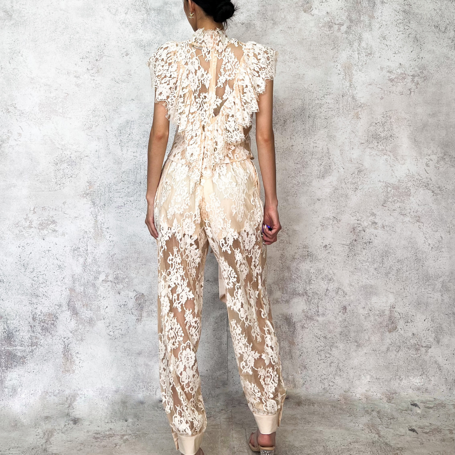 Set de blusa y pantalon encaje beige