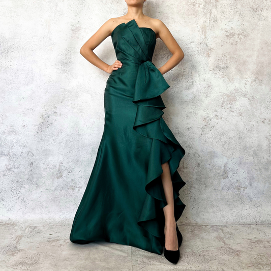 Vestido strapless olanes lado verde.