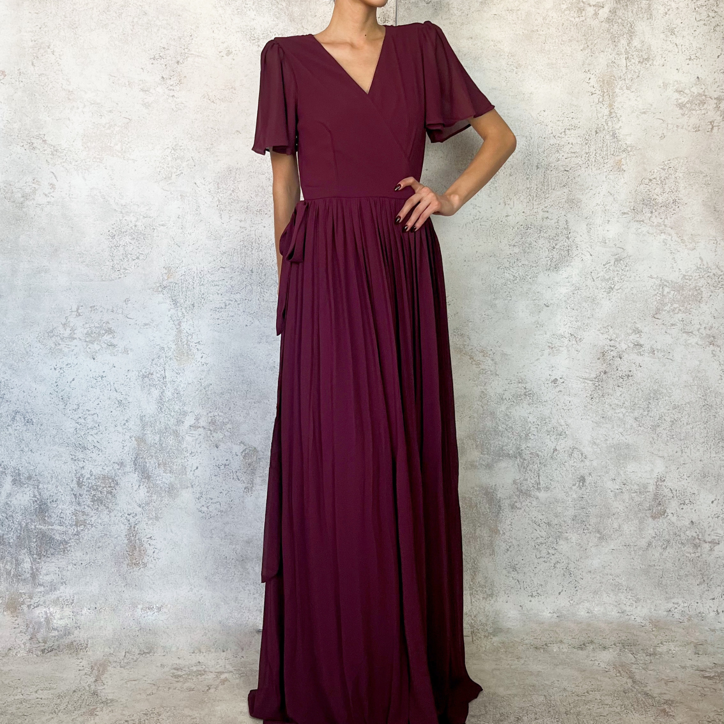 Maxivestido cruzado color burgundy