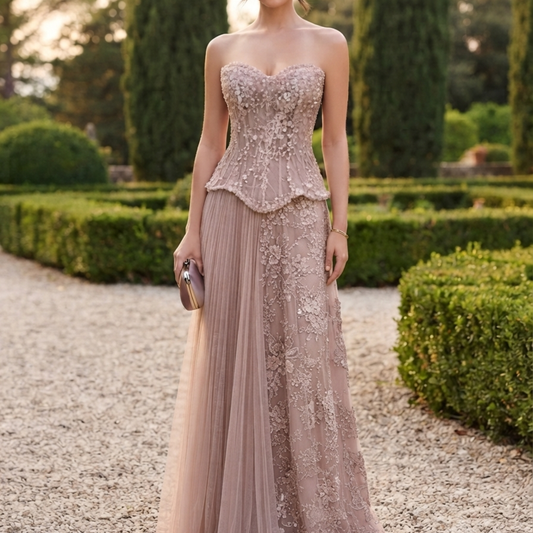 Vestido largo strapless blush