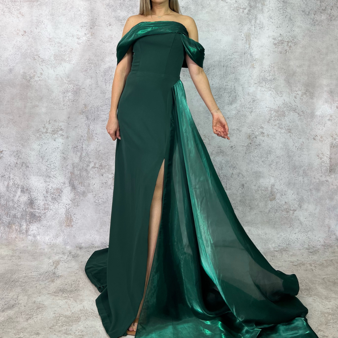 Vestido largo aplicacion de organza verde