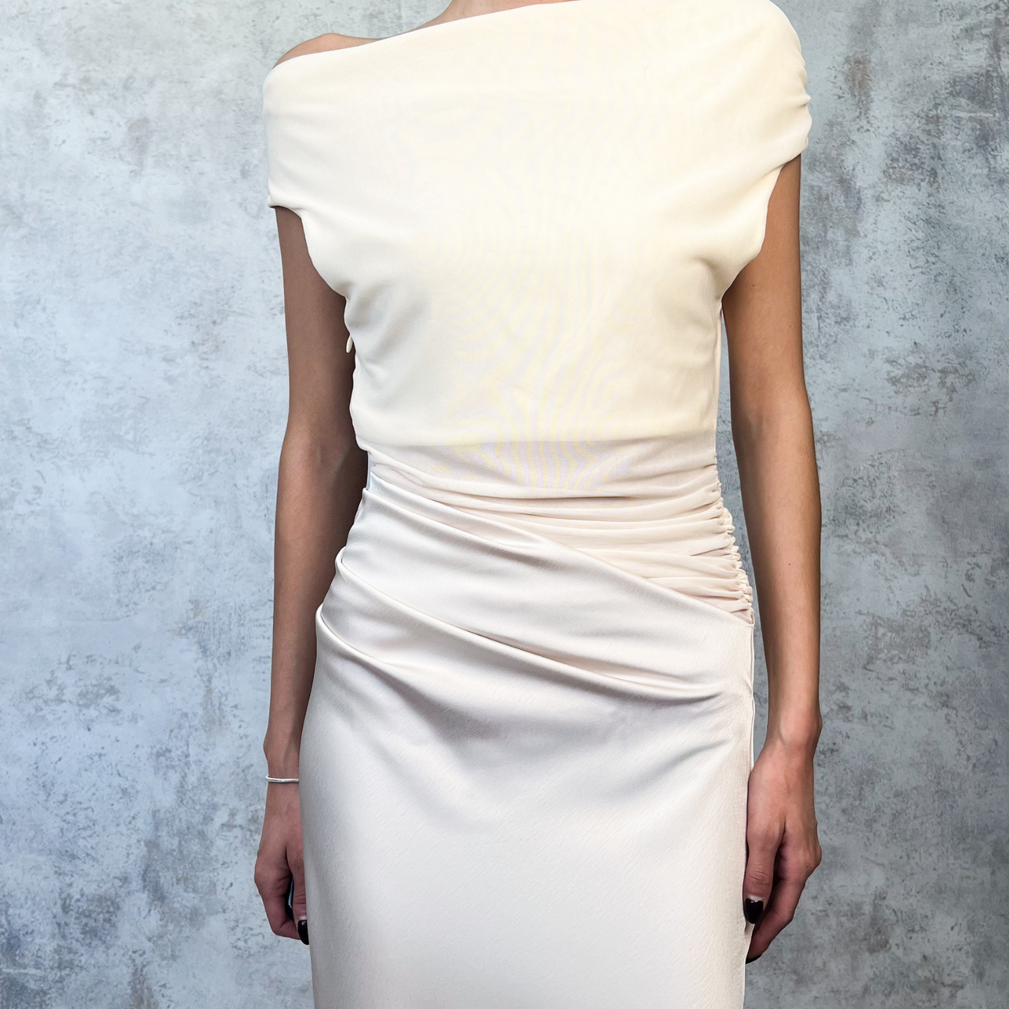 Vestido midi de mesh ivory