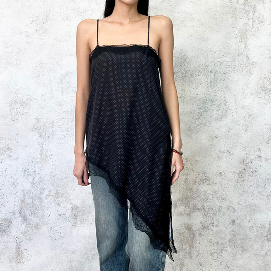 Blusa asimétrica polka dots