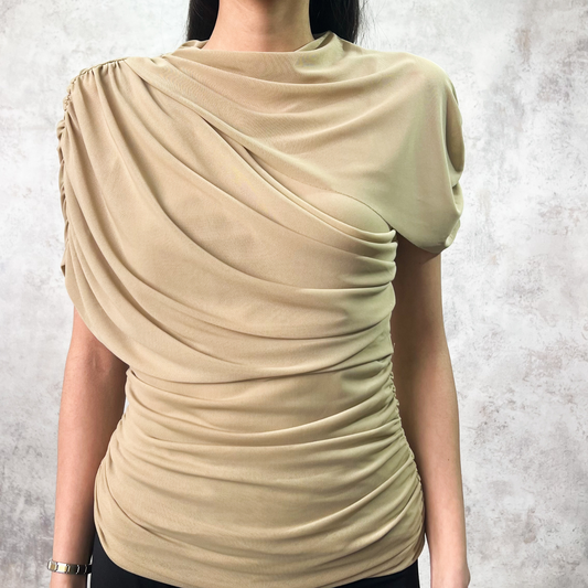 Blusa de mesh en color arena