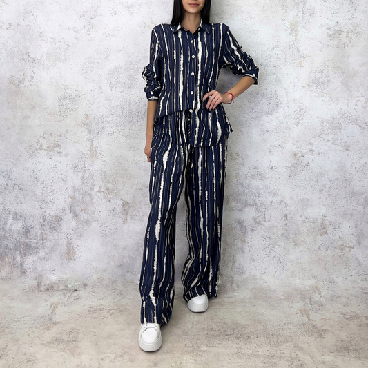 Conjunto estampado de hilo dorado azul