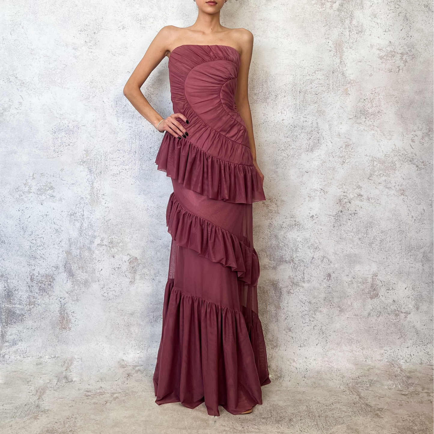 Vestido largo olanes en mesh mauve