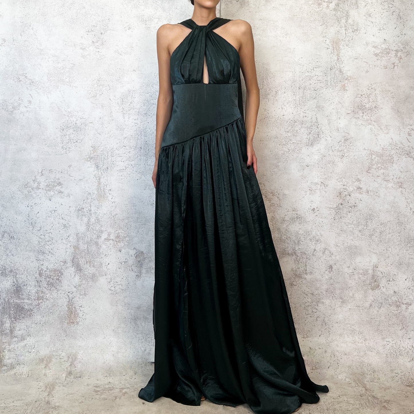 Vestido largo verde tornasol halter