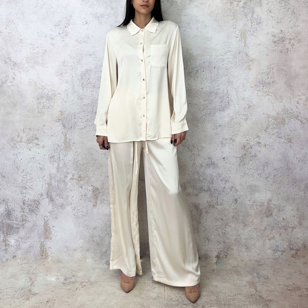 Conjunto satinado beige