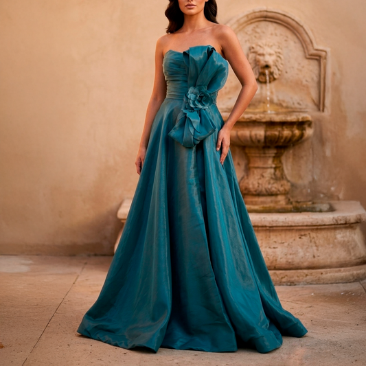 Vestido largo strapless turquesa