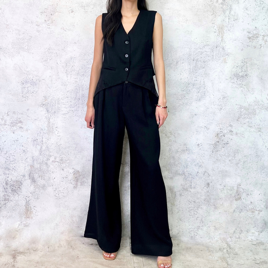 Conjunto chaleco y pantalón encaje negro