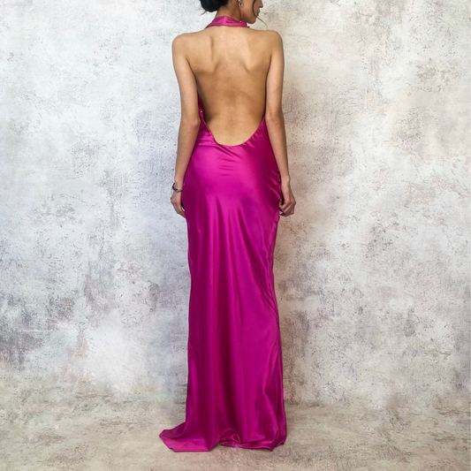 Vestido satinado con escote en espalda magenta
