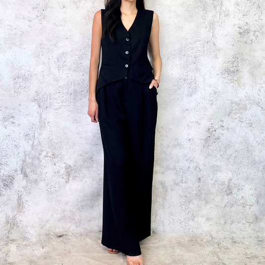 Conjunto chaleco y pantalón encaje negro