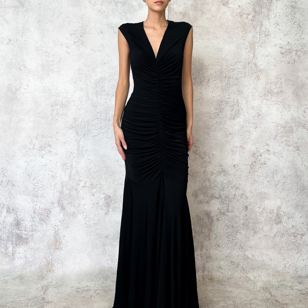 Vestido largo negro drapeado