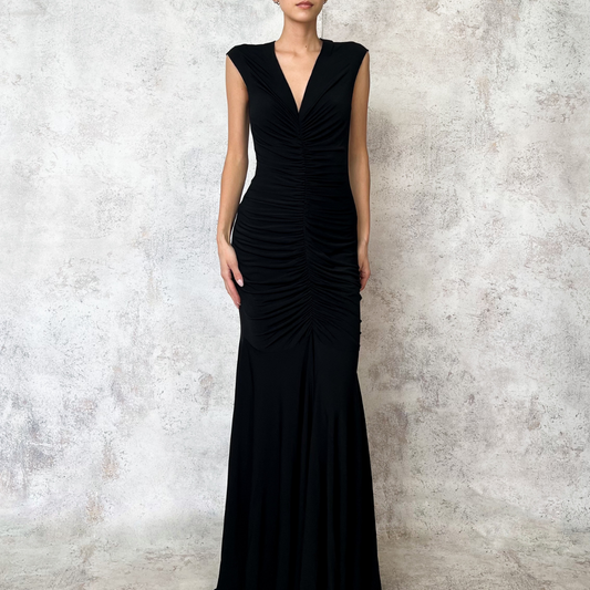 Vestido largo negro drapeado