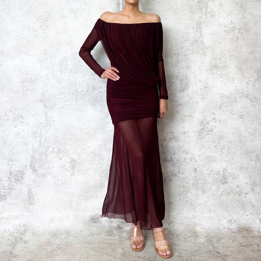 Vestido midi asimetrico de mesh vino