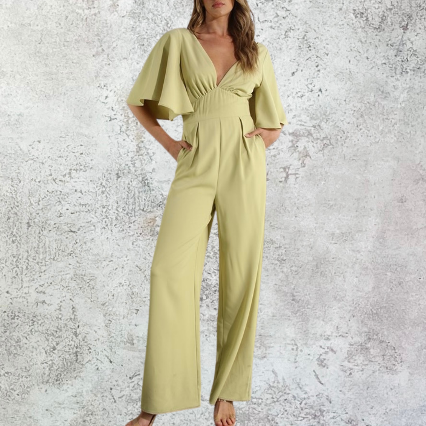 Jumpsuit verde lima manga campana