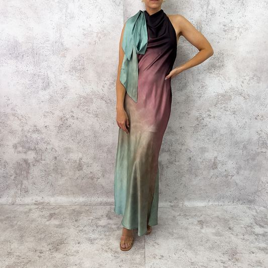 Vestido halter tye dye verde/mauve.