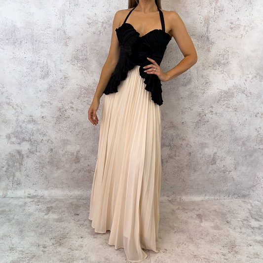 Vestido Crop falda tableada.