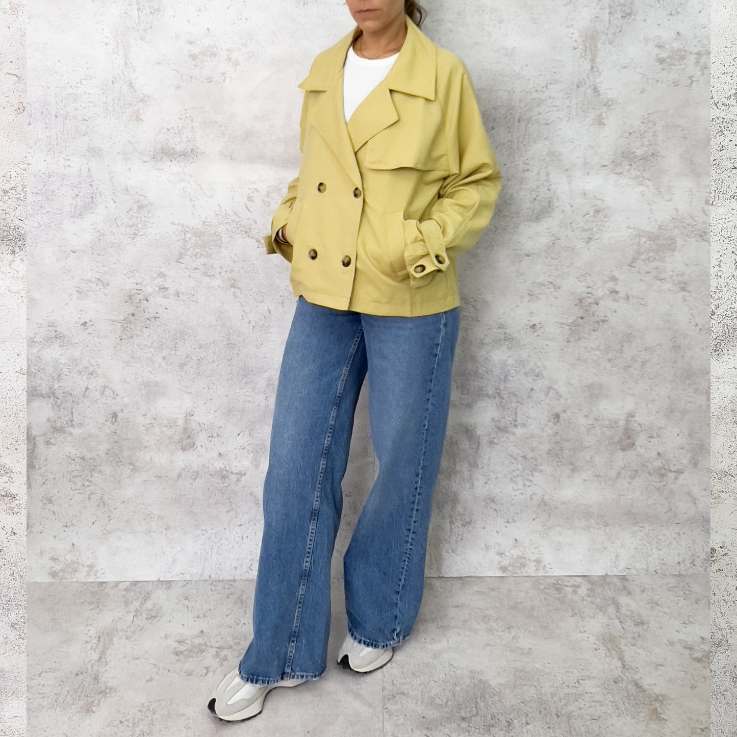 Jacket corta verde lima.
