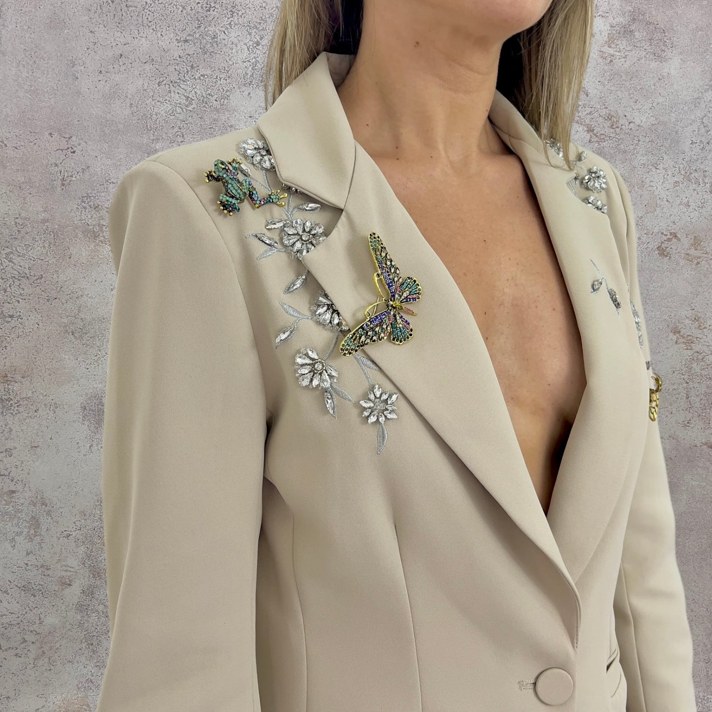 CONJUNTO SASTRE BLAZER Y FALDA