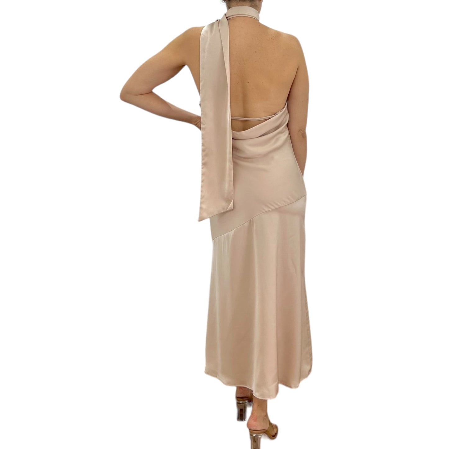 VESTIDO MIDI SATIN CUELLO HALTER BEIGE